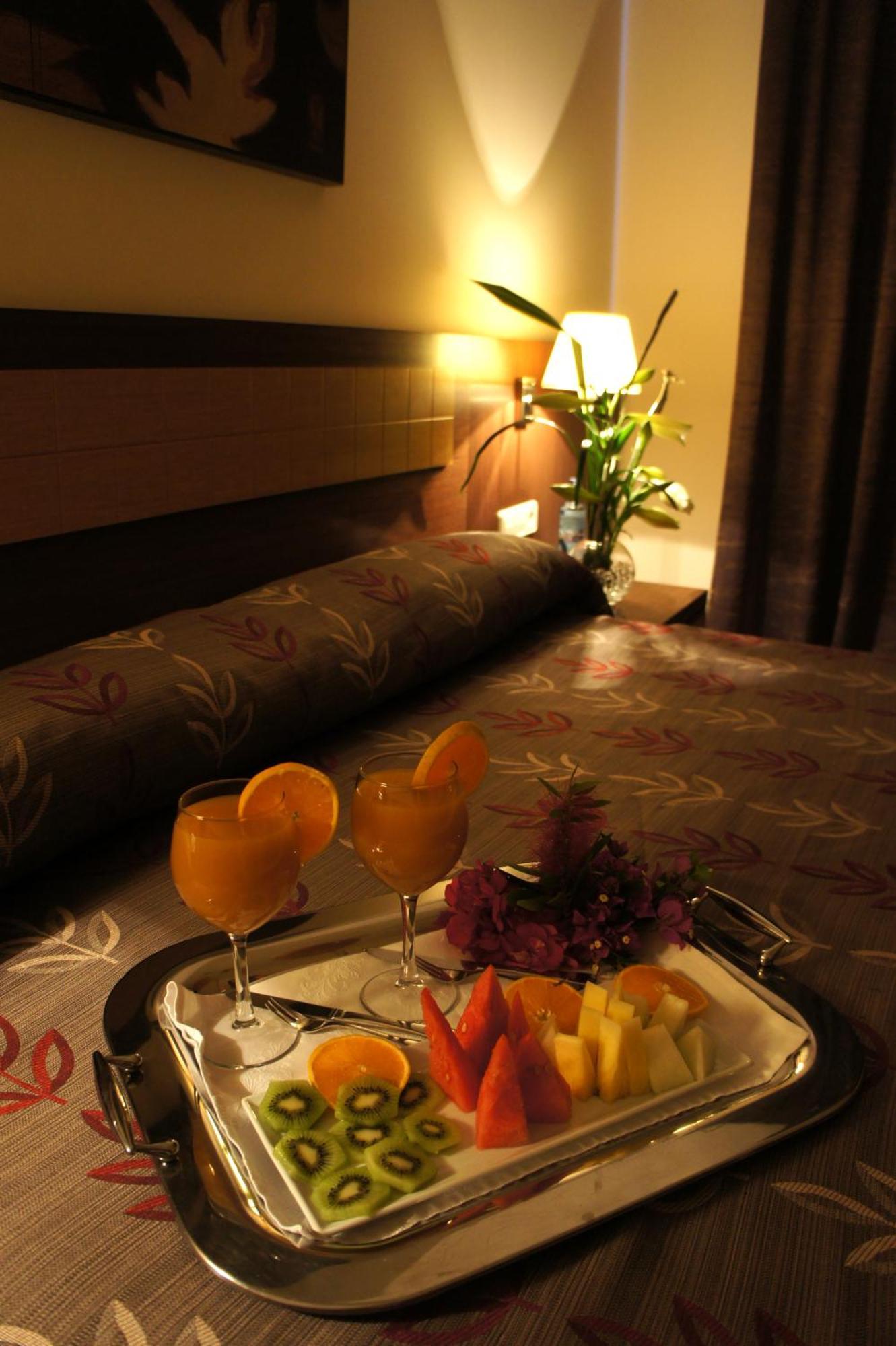 Tch Hotel Lorqui Ngoại thất bức ảnh