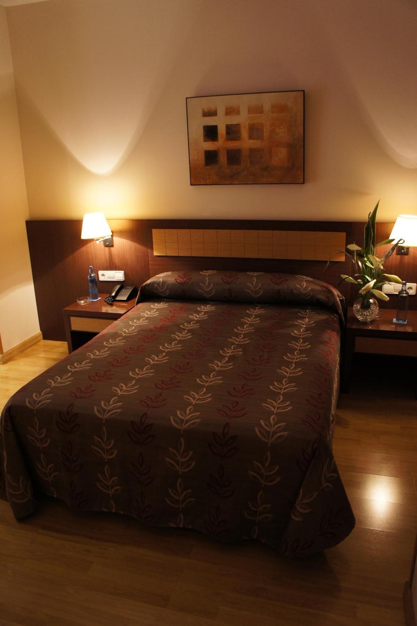 Tch Hotel Lorqui Ngoại thất bức ảnh
