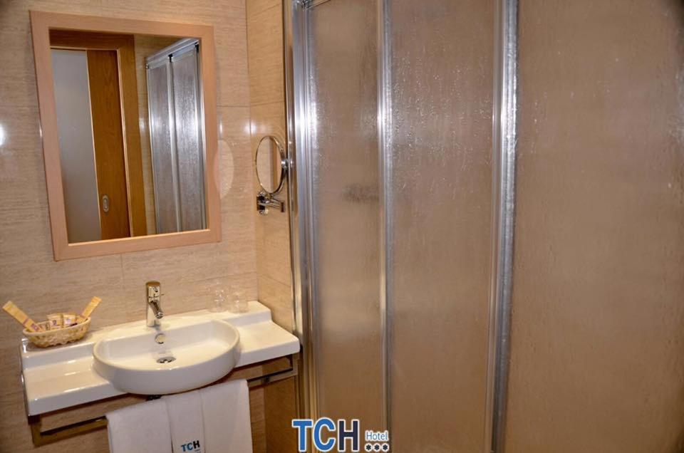 Tch Hotel Lorqui Ngoại thất bức ảnh